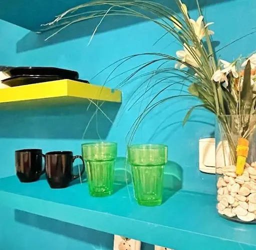 Budget Flat In The Center